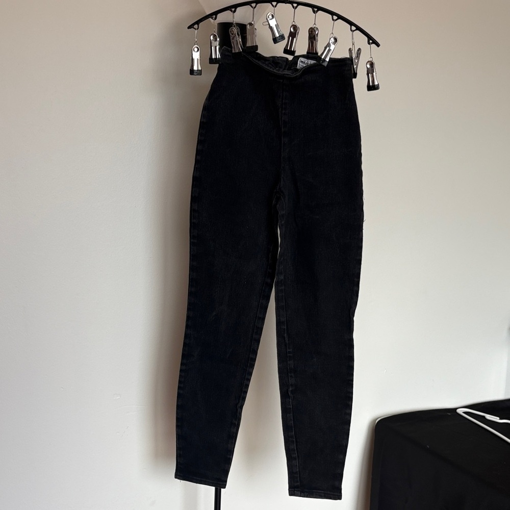 Vintage Women's Black High-Waisted Jeans 1980’s 26” inseam